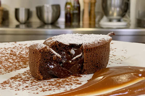 Coulant au chocolat et caramel au beurre salé facile : découvrez